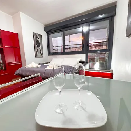 Apartamento A Due Passi Dall Acquario - House In Yacht Club