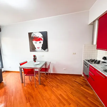 Apartment A Due Passi Dall Acquario - House In Yacht Club